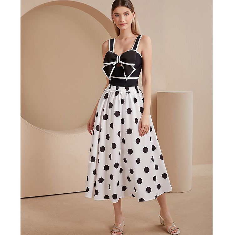 Fiyonklu Ön Kesim Siyah Beyaz Mayo Takımı