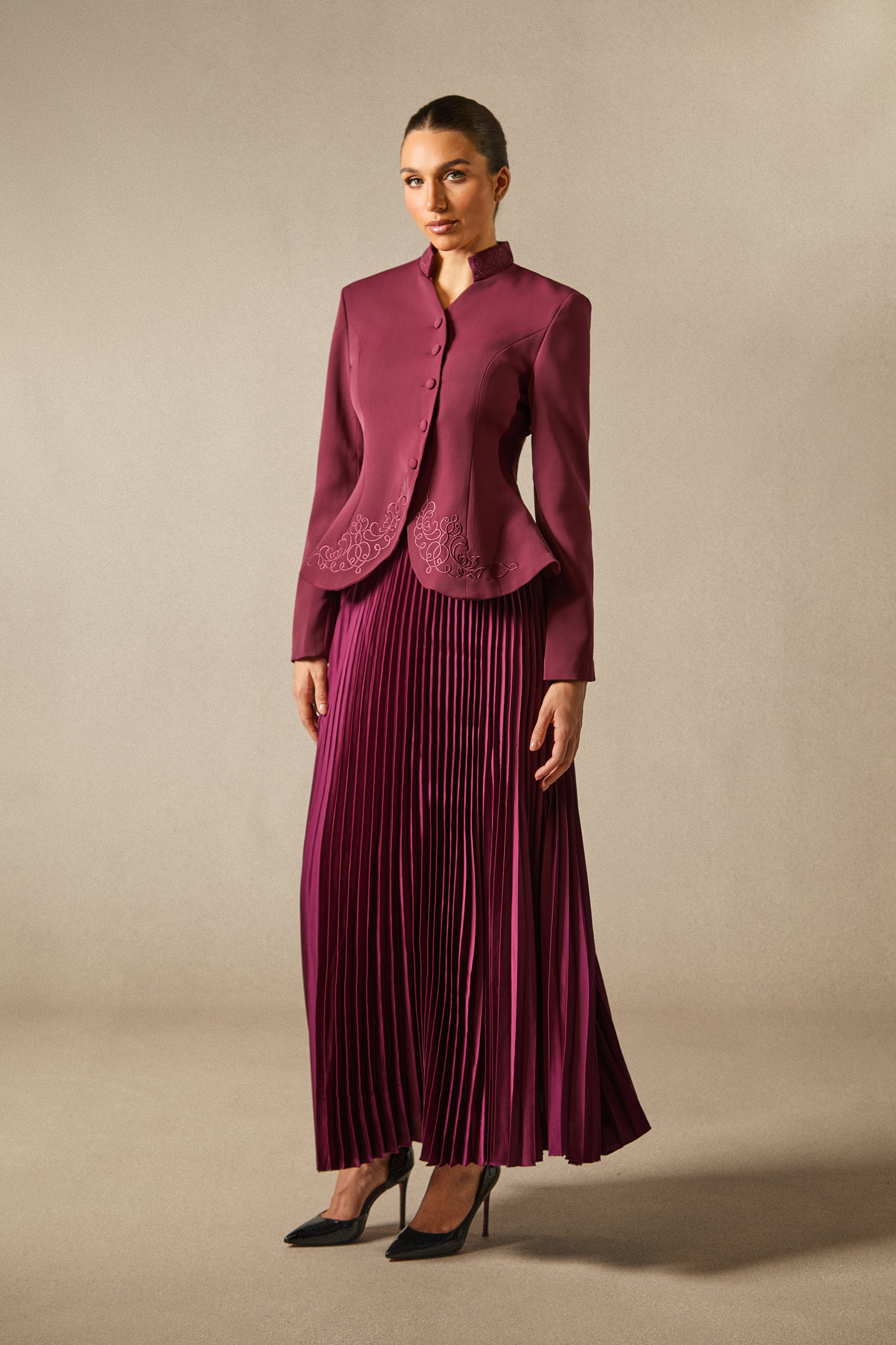 Christine Nakışlı Pileli Etek Takımı