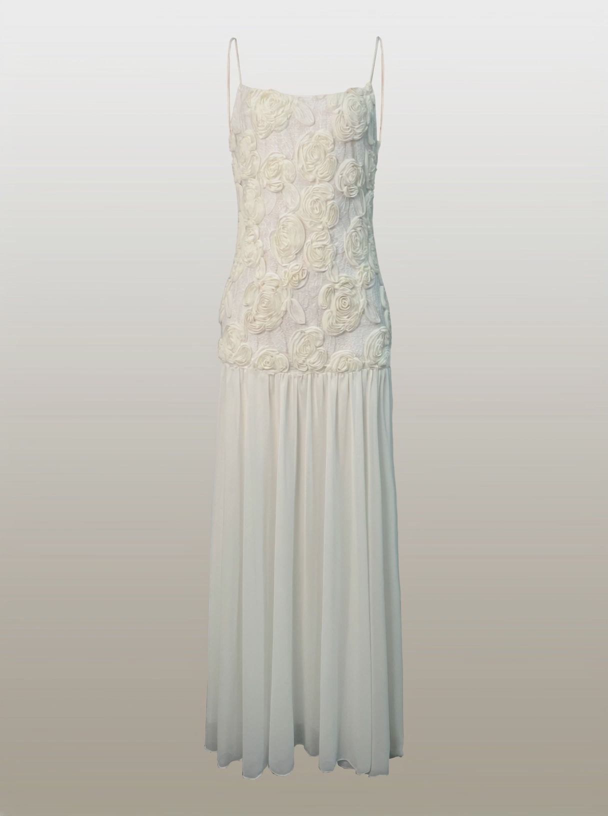 Andrea Çiçek Aplike Pileli Şifon Uzun Elbise